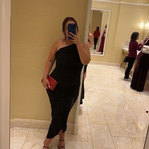 Norma Kamali Black Diana One-Shoulder Dress